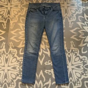 Light wash Old Navy jeans